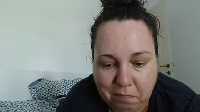 Chat +18 de WendyRhoades ao vivo
