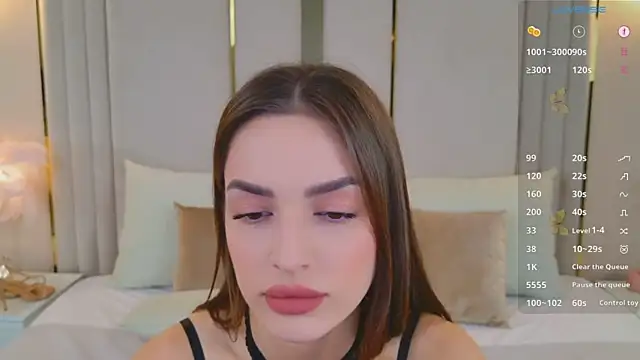BellaHallesn Live XXX chat