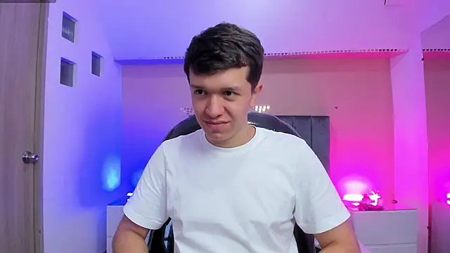 ken_col webkamerás műsora