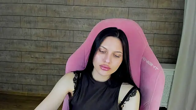AliceVersal's Live XXX Chat