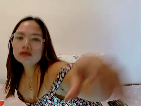 BURBERRY69 Pertunjukan Webcam