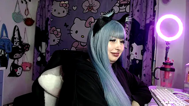 Онлайн чат XXX lussyevans24