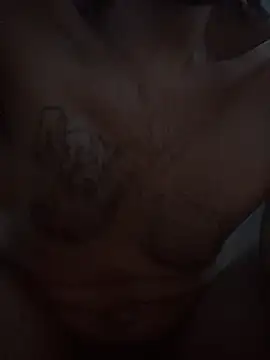 Carlosbigz 在線直播表演