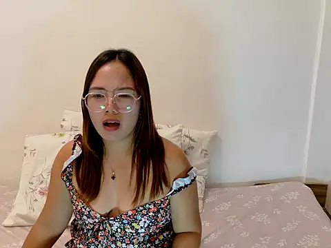 BURBERRY69 Chat XXX live