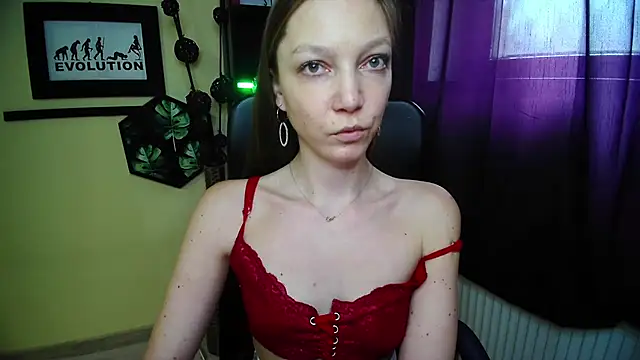 EmillyPlay Chat XXX in diretta