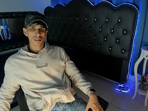 Kael_Dominus Live XXX Chat