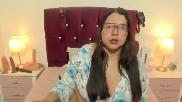 shara_'s Live XXX Chat