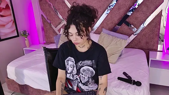 KatherineGomez's Live XXX Chat