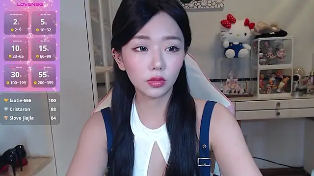 Chat XXX en directo de jiajia_L