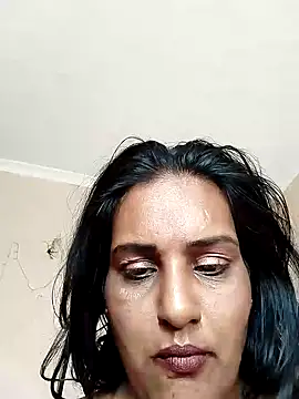 Foxybaby420 即時 XXX 聊天