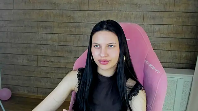 AliceVersal Chat XXX in diretta