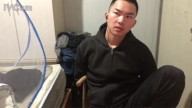 dyjdddttj 现场XXX聊天