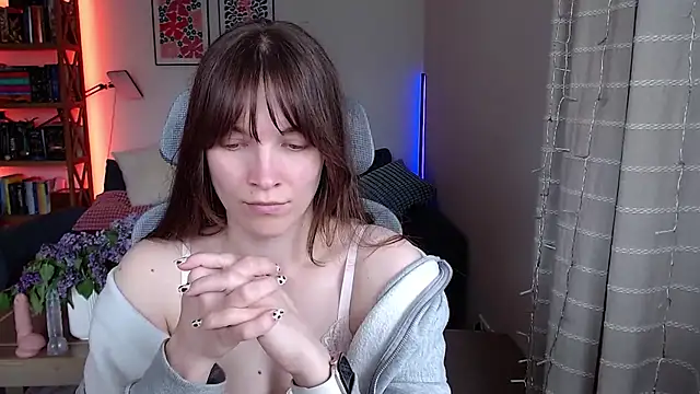 Chat +18 de kenzie_x ao vivo