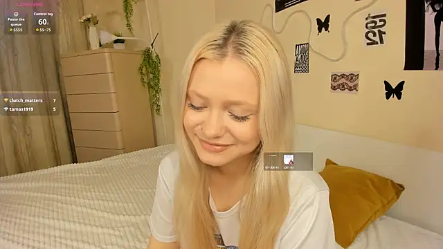 MidnightPoise's Webcam Show