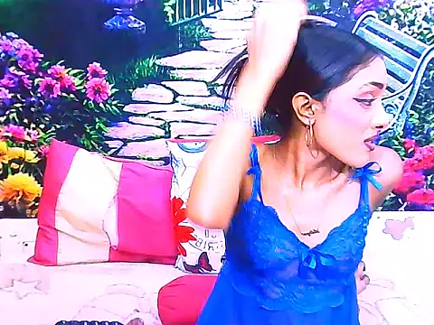 IndianPretty14u2Luvn Live XXX chat