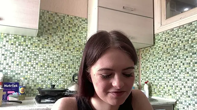 KikiAmino Chat XXX live