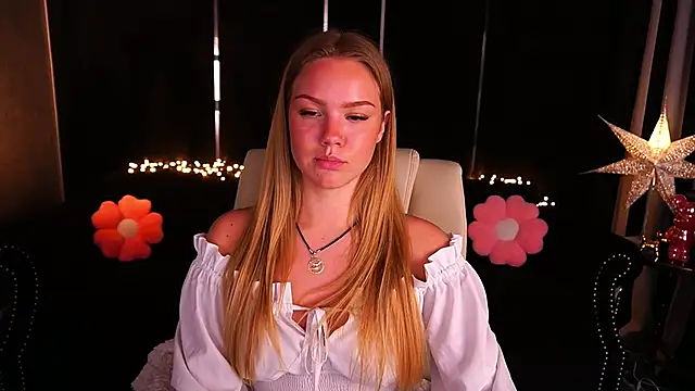 CelesteNoir's Live XXX Chat