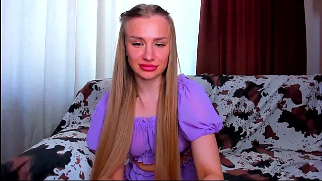 MashaFromRussia-_- Adlı Modelin Canlı XXX Sohbeti