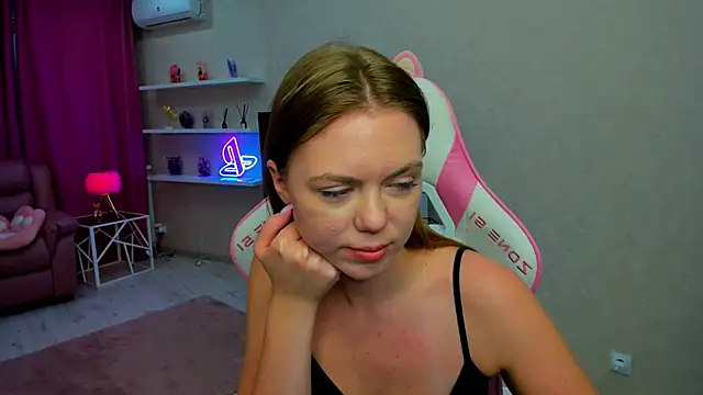 Strawberrye 라이브 XXX 채팅