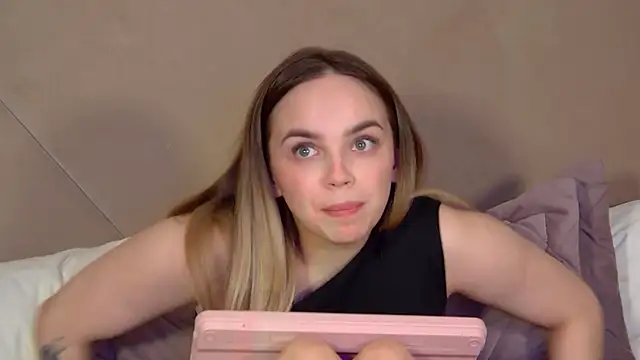 AnitaVenture's Live XXX Chat