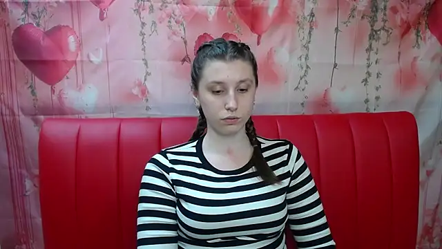 Show modela LilianaShine na web-kameri