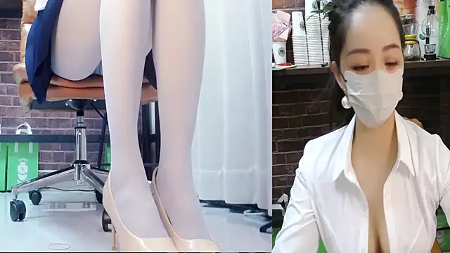 Chat XXX en directo de Latte-01