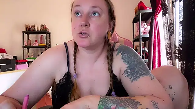 Chatroom XXX en direct de kisicaxx