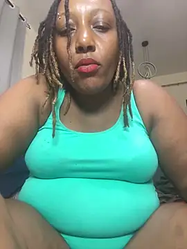 FREAKYBBW_001 Chat XXX in diretta