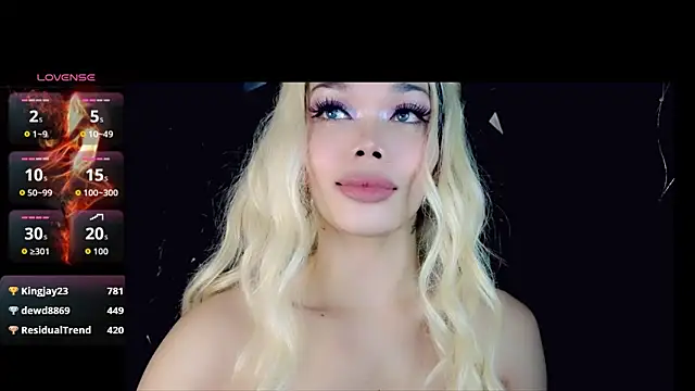 YOURHOT_STUFF live XXX chat