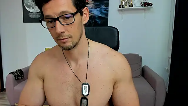 Chat XXX en directo de BrutusK08