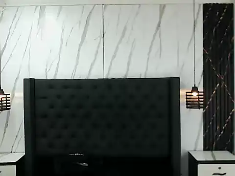 Alex_Wolft Adlı Modelin Canlı XXX Sohbeti