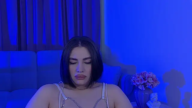 แชท XXX สดของ AdrianaToress