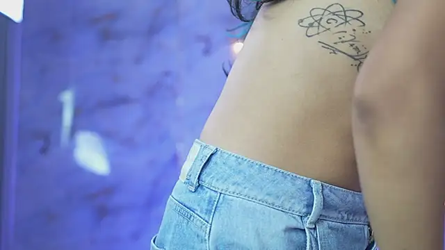 kinkylittlegirll Chat XXX in diretta
