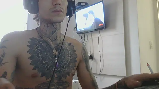 Show de smokingink na webcam