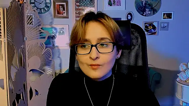 Chatroom XXX en direct de LixeLuna