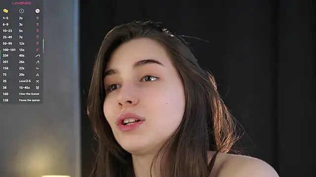 Chat +18 de LettySlovacek ao vivo