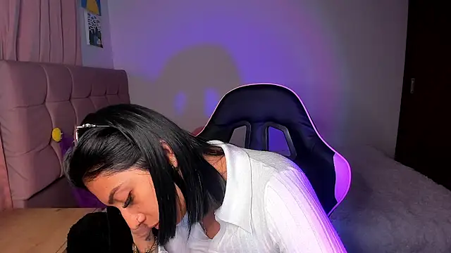 Bellacatx Live XXX-Chat