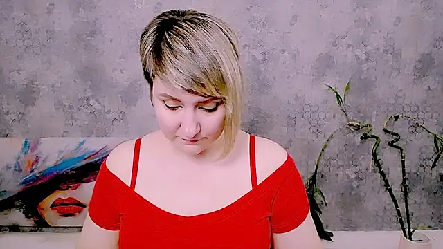 Djullia Live XXX-Chat