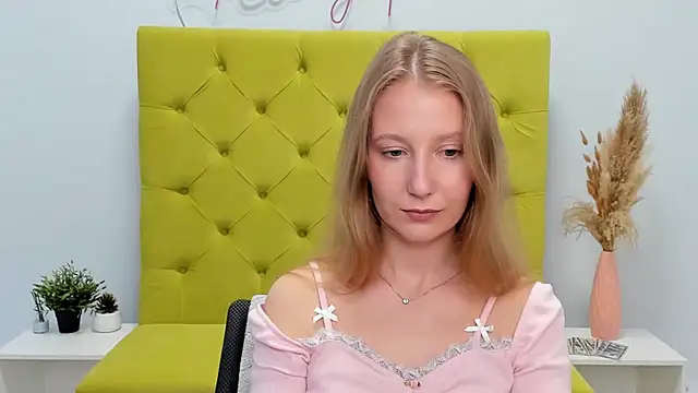 Chat XXX en directo de LolaWilsons