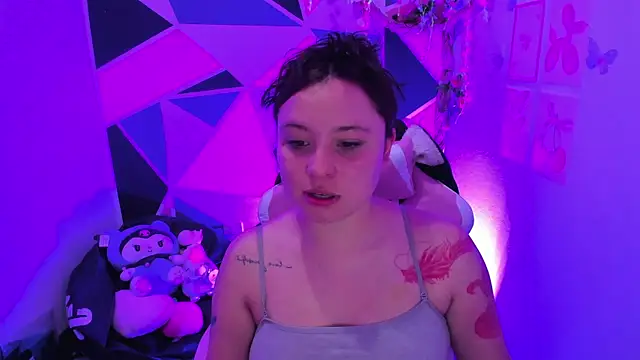 little_emma0's Live XXX Chat