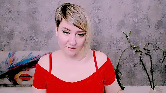 Djullia 라이브 XXX 채팅