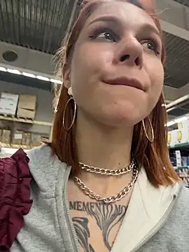 RosieSecret élő XXX-chatje