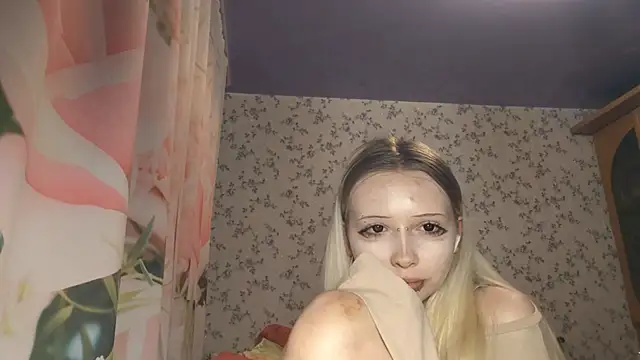 Chatroom XXX en direct de LadaArch