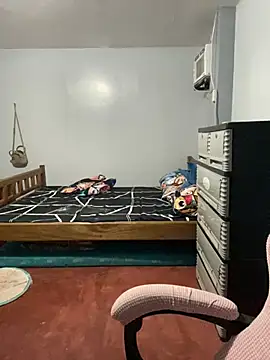 _UrSingleMamiBella_ Adlı Modelin Canlı XXX Sohbeti