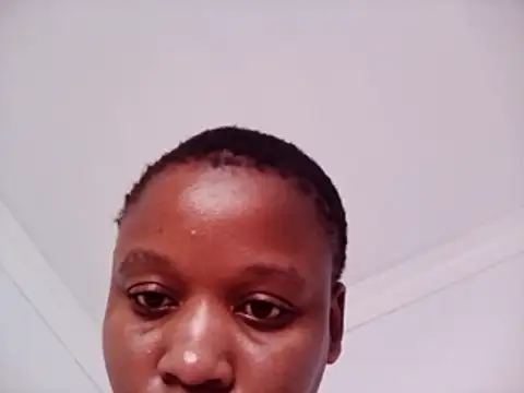 xebonyqueeenxxx Chat XXX in diretta