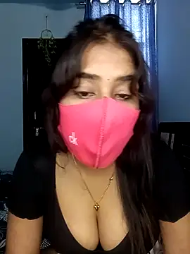 HotShanayaXO 现场XXX聊天