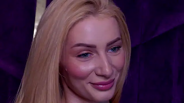 AngieShae Webcamshow