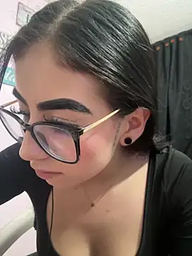SCARLETT_INK_ Adlı Modelin Canlı XXX Sohbeti