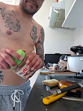 Mr_Graffitimile Live XXX-Chat