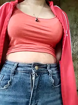 Maria-aa élő XXX-chatje